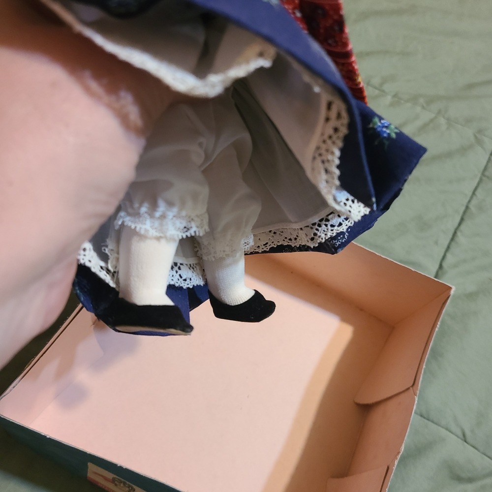 Vtg Madame Alexander Germany #563 8" International Doll Little‎ Women Collection - Picture 6 of 8